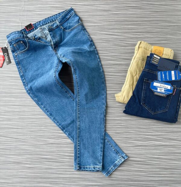 Trendy Men's Casual Jeans - Image 1