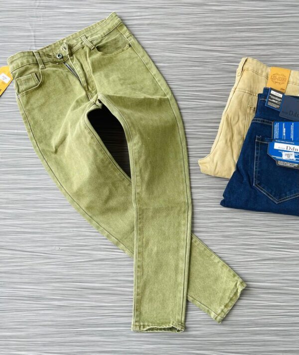 Trendy Men's Casual Jeans - Image 1