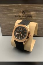 Patek Philippe Aquanaut 5167R Dial Luxury Watch - Image 5
